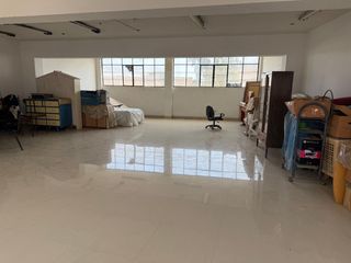 Foto 3 de Venta De Local En Zona Industrial en Ate