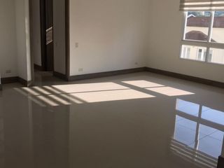 Foto 5 de LUJOSO MODERNO ELEGANTE