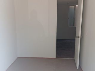 Foto 3 de SE VENDE DEPARTAMENTO - PUENTE PIEDRA