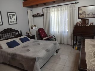 Foto 3 de CASA CON DEPARTAMENTO EN VENTA EN EL CENTRO DE VILLA GENERAL BELGRANO
