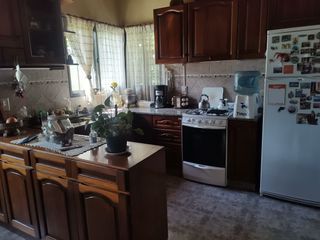 Foto 8 de CASA CON DEPARTAMENTO EN VENTA EN EL CENTRO DE VILLA GENERAL BELGRANO