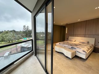 Foto 19 de VENTA CASA PUEMBO CERCA A LA PLAZA MARQUESINA