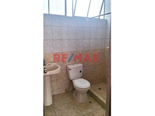 Foto 10 de Casa Tipo Departamento De 120 M² En Cercado De Lima