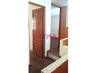 Foto 5 de Casa Tipo Departamento De 120 M² En Cercado De Lima