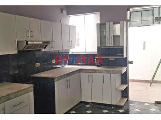 Foto 4 de Casa Tipo Departamento De 120 M² En Cercado De Lima