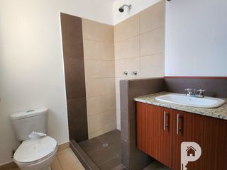 Foto 15 de Casas Crédito VIP a 5 minutos de El Triángulo. Valle de los Chillos. 3 dormitorios, jardín y terraza