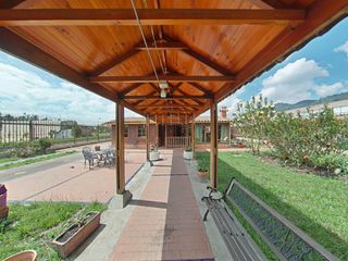 Foto 1 de Casa Lote en Venta, Chía Cundinamarca
