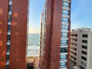 Foto 5 de Departamento en venta con vista a la playa y al puerto de Manta, muy cerca del Mall del Pacifico