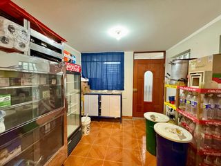 Foto 5 de Excelente Oportunidad De Inversión!!! En Venta Casa Multifamiliar De 3 Pisos En Urb. Lara - Socabaya