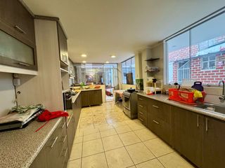 Foto 24 de Excelente Oportunidad De Inversión!!! En Venta Casa Multifamiliar De 3 Pisos En Urb. Lara - Socabaya