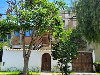 Foto 7 de 🔸 Casa en Surco con amplio patio interno, en excelente ubicación, lista para remodelar✨