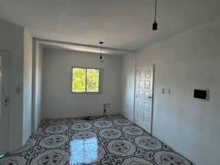 Foto 3 de HERMOSO DPTO. DE 2 DORMITORIOS EN ALQUILER
