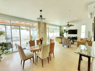 Foto 6 de Se Vende Casa En Zona Residencial Tranquila Y Segura