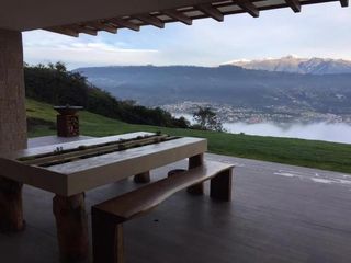Foto 3 de Casa en alquiler 5 Dormitorios Cumbayá Quito Ecuador
