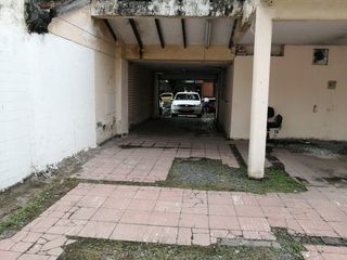 Foto 1 de VENDO  PARQUEADERO - barrio Tequendama - al sur de Cali