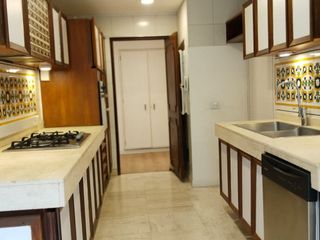 Foto 3 de Arriendo Espectacular Apartamento en Rosales