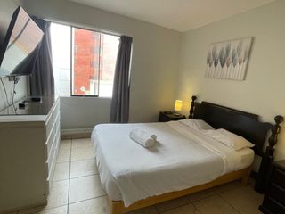 Foto 2 de LINDO DPTO 1DORM, AMOBLADO 60M2,4 CUADRAS DE LARCOMAR MIRAFLORES