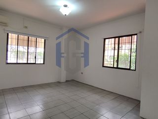Foto 22 de Casa de 3 plantas en venta - Garzota 1