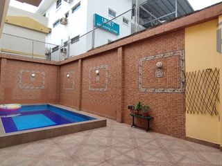 Foto 11 de Casa de 3 plantas en venta - Garzota 1