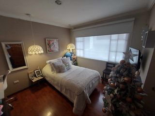 Foto 22 de Casa de venta en cuenca. Sector vista linda. Av. 12 de octubre. Esquinera. Amplia
