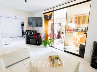 Foto 3 de Venta De Departamento + Cochera En 4To Piso