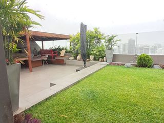 Foto 37 de Departamento Triplex de 4 Dormitorios Vista al Golf en Venta en San Isidro