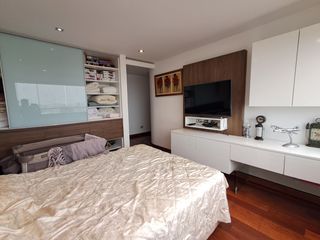 Foto 18 de Departamento Triplex de 4 Dormitorios Vista al Golf en Venta en San Isidro