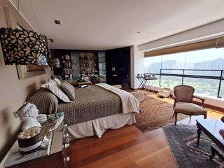 Foto 17 de Departamento Triplex de 4 Dormitorios Vista al Golf en Venta en San Isidro