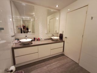 Foto 27 de Departamento Triplex de 4 Dormitorios Vista al Golf en Venta en San Isidro