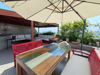 Foto 30 de Departamento Triplex de 4 Dormitorios Vista al Golf en Venta en San Isidro