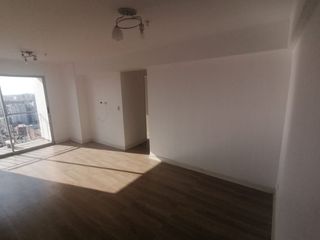 Foto 9 de Departamento De 3 Dormitorios, Balcón, Espectacular Vista. Cerca A Todo, Áreas Comunes, Piscina, Zona De Parrilla, Juegos Para Niños.