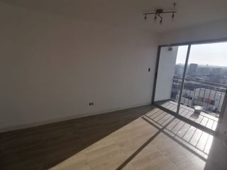 Foto 1 de Departamento De 3 Dormitorios, Balcón, Espectacular Vista. Cerca A Todo, Áreas Comunes, Piscina, Zona De Parrilla, Juegos Para Niños.
