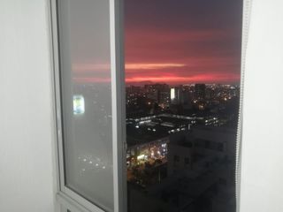 Foto 17 de Departamento De 3 Dormitorios, Balcón, Espectacular Vista. Cerca A Todo, Áreas Comunes, Piscina, Zona De Parrilla, Juegos Para Niños.