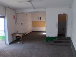 Foto 9 de OPORTUNIDAD DE INVERSIÓN!! SE VENDE CASA COMO TERRENO O LOCAL COMERCIAL, ZONIFICACIÓN RDA COMPATIBLE CON CZ EN AV. SALAVERRY, JESÚS MARÍA