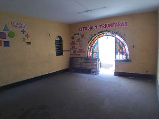 Foto 18 de OPORTUNIDAD DE INVERSIÓN!! SE VENDE CASA COMO TERRENO O LOCAL COMERCIAL, ZONIFICACIÓN RDA COMPATIBLE CON CZ EN AV. SALAVERRY, JESÚS MARÍA