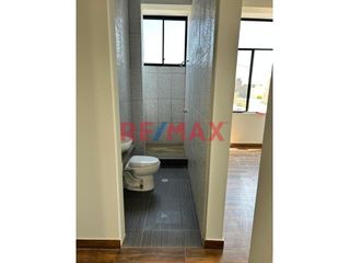 Foto 10 de Alquiler De Casa De Estreno En Urb.Boulevard Park Plaza Dos Pisos  // ID: 1137949