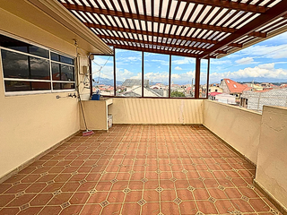 Foto 10 de VENTA BONITA CASA RENTERA - Ubicada en Ricaurte | Cuenca