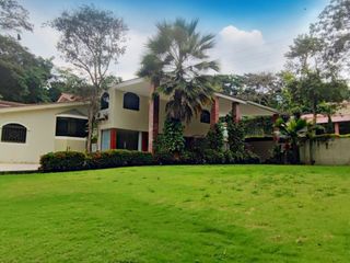 Foto 4 de Venta Casa en Lago de Capeira OPORTUNIDAD Vía a Daule Norte Guayaquil - C242