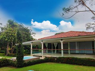 Foto 1 de Venta Casa en Lago de Capeira OPORTUNIDAD Vía a Daule Norte Guayaquil - C242
