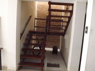 Foto 14 de Casa venta Santiago de Surco. Frente a Parque. Amplia y segura.