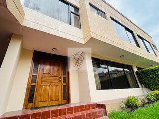 Foto 1 de ARRIENDO CASA EN MIRAVALLE, 3 DORMITORIOS