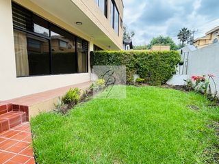Foto 2 de ARRIENDO CASA EN MIRAVALLE, 3 DORMITORIOS