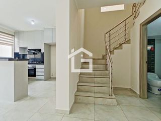 Foto 3 de Casa Semiamoblada en Alquiler en Urb. Oro City, Machala