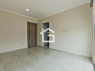 Foto 10 de Casa Semiamoblada en Alquiler en Urb. Oro City, Machala