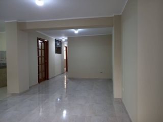 Foto 2 de SE VENDE DPTO 1ER PISO + COCHERA - 3 DORM - URB VILLASOL