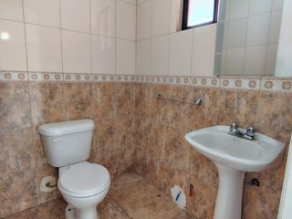 Foto 3 de Casa de venta en La Armenia 4 habitaciones- cerca del Parque Metropolitano La Armenia