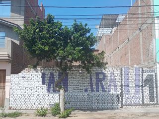 Foto 2 de VENTA TERRENO URB, COVICORTI FRENTE A PARQUE