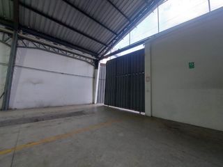 Foto 6 de Bodega local comercial con bodega oficinas y espacio de parqueo en Arriendo. Av Nuñez de Bonilla