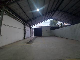 Foto 5 de Bodega local comercial con bodega oficinas y espacio de parqueo en Arriendo. Av Nuñez de Bonilla