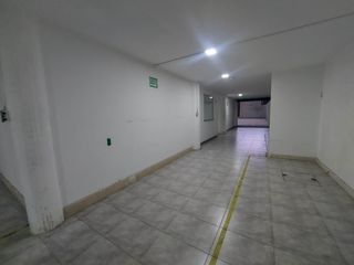 Foto 4 de Bodega local comercial con bodega oficinas y espacio de parqueo en Arriendo. Av Nuñez de Bonilla